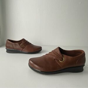 Clarks Womens Hope Shine Comfort Shoe Minimalist Academia Office Casual Size 8.5